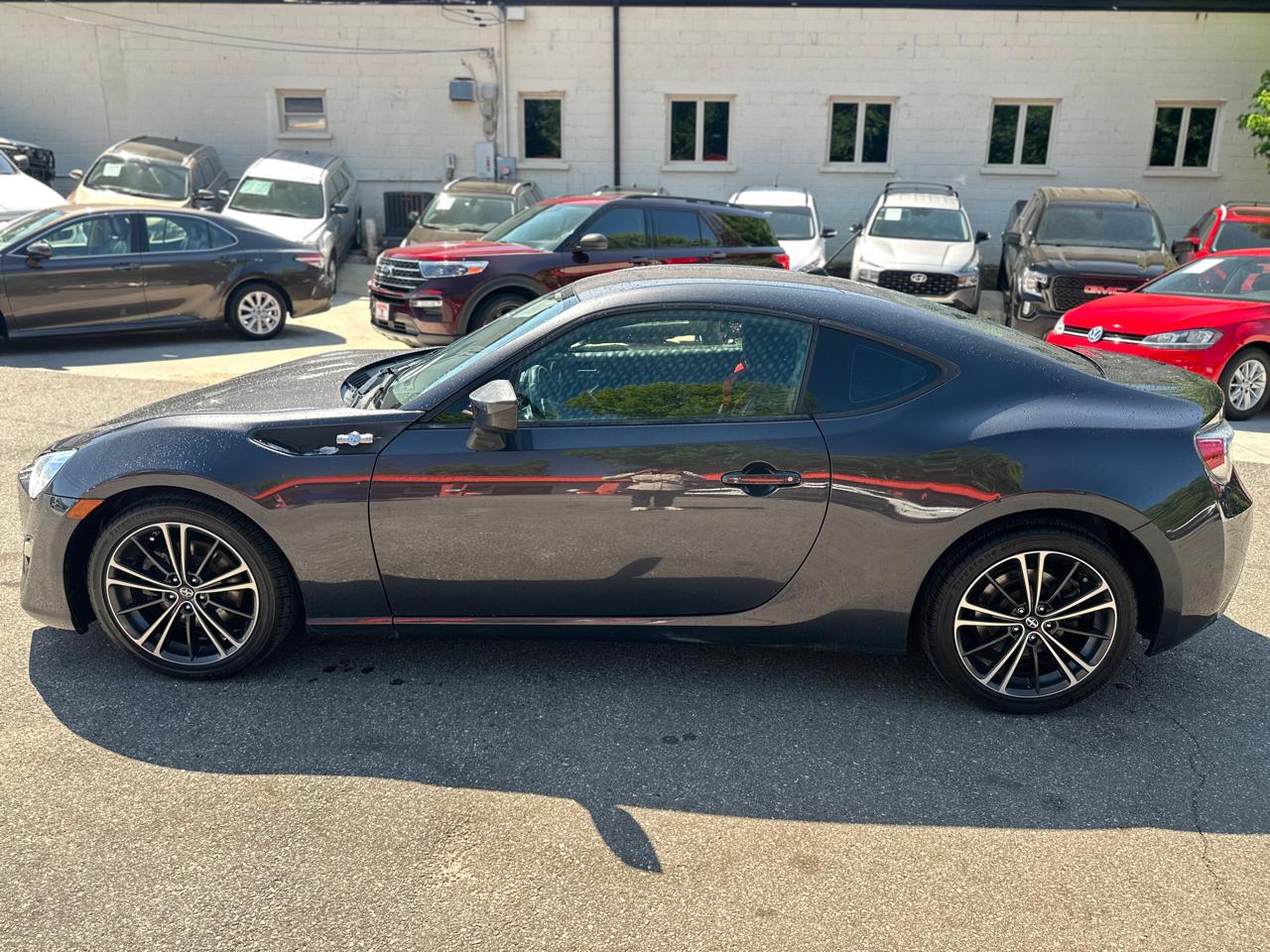 Scion FR-S 2dr Cpe Man (Natl) 2013