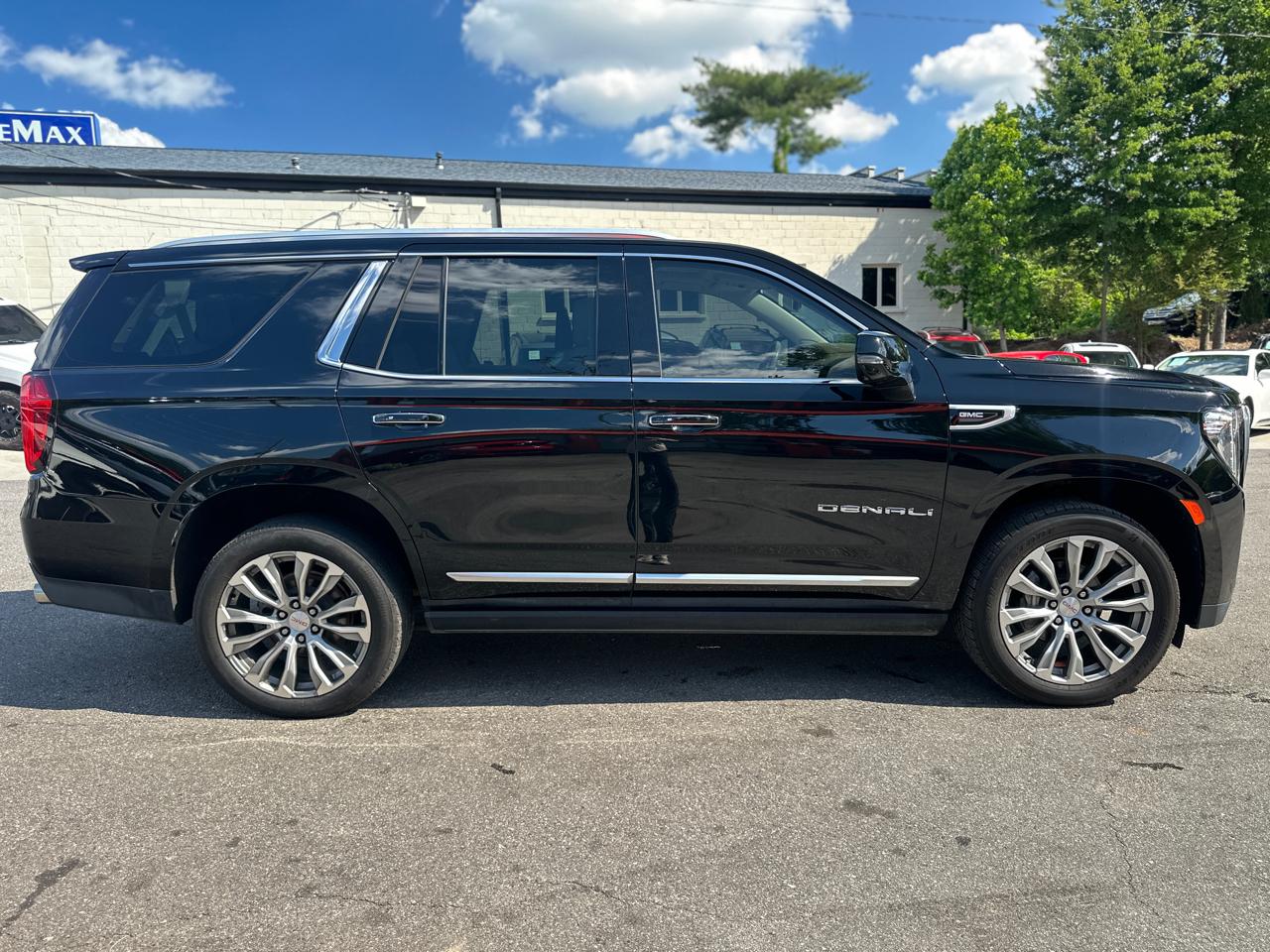 GMC Yukon 4WD 4dr Denali 2021