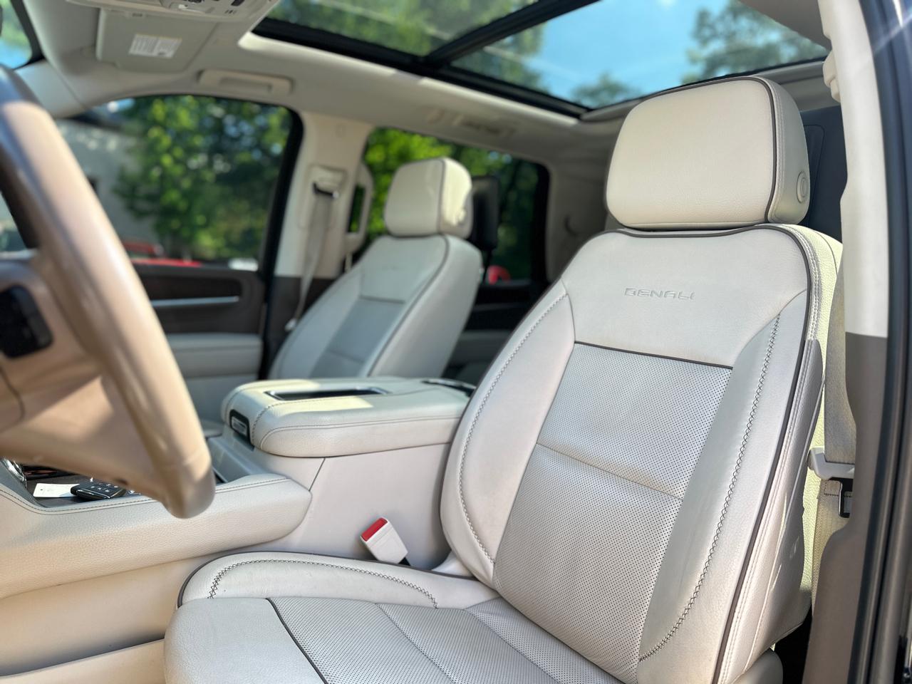 GMC Yukon 4WD 4dr Denali 2021