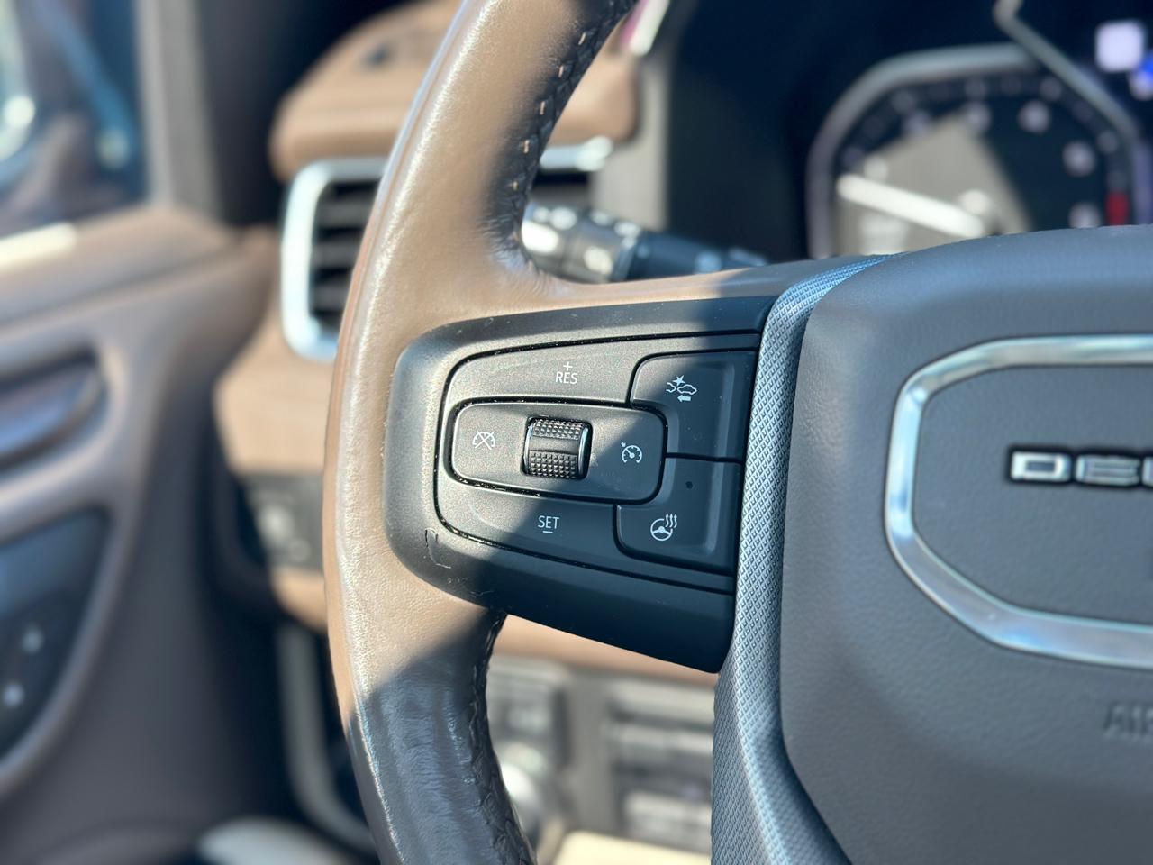 GMC Yukon 4WD 4dr Denali 2021