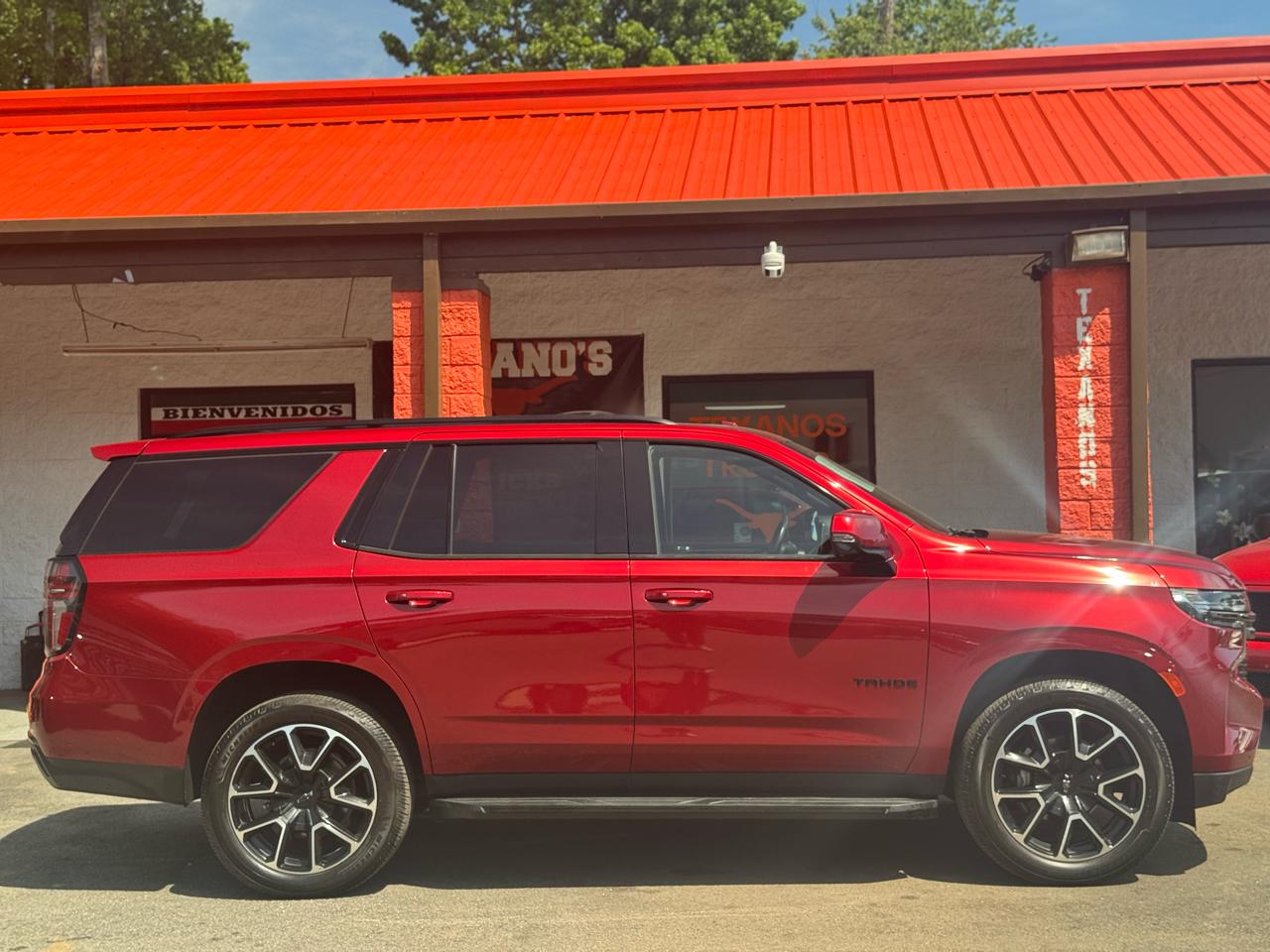 Chevrolet Tahoe 4WD 4dr RST 2021