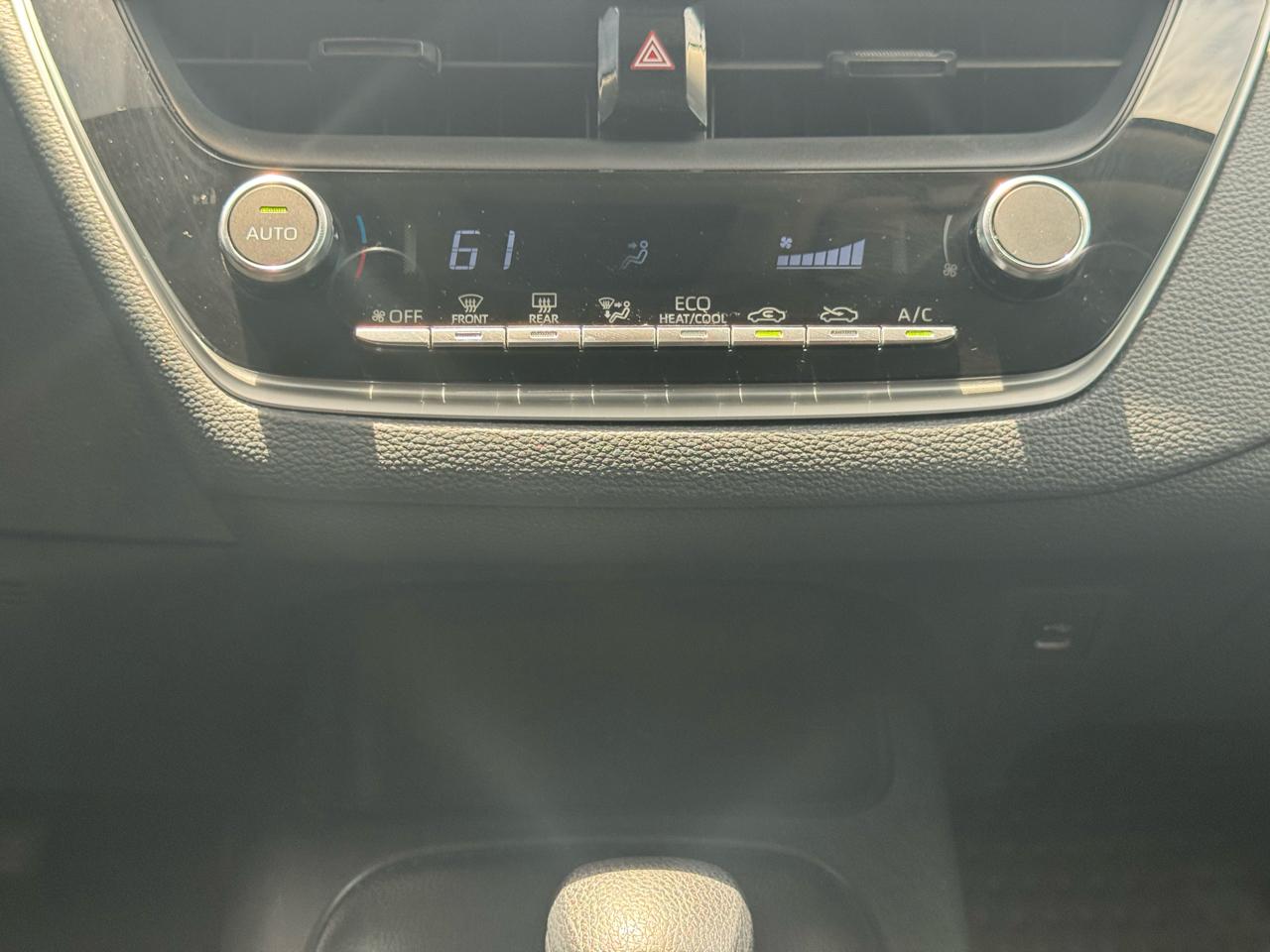 Toyota Corolla LE CVT (Natl) 2023