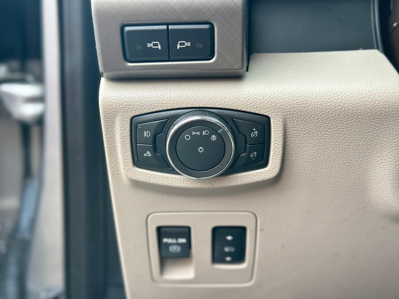 Ford F-150 Limited 4WD SuperCrew 5.5' Box 2020