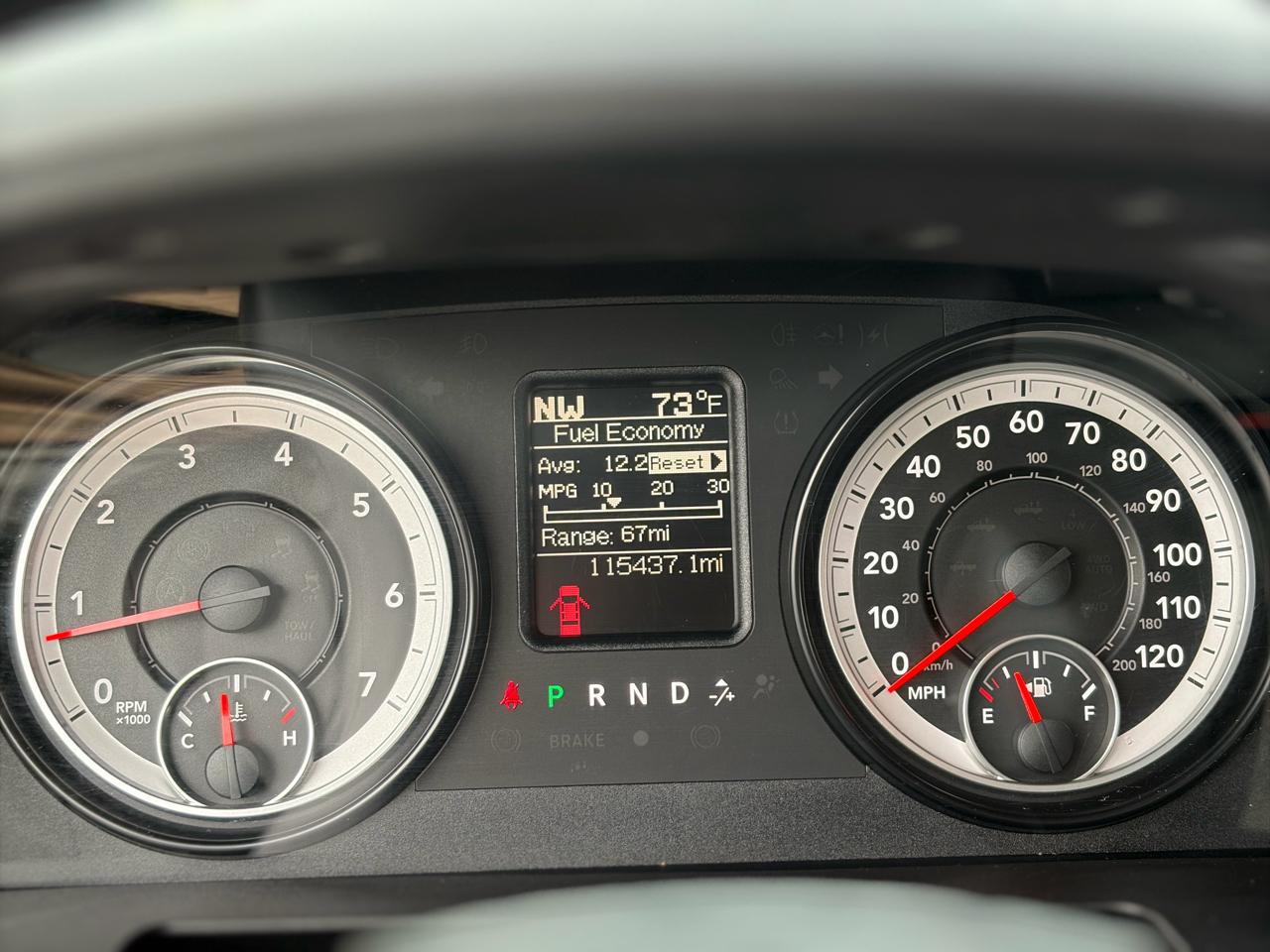 RAM 1500 2WD Reg Cab 120.5" Express 2015