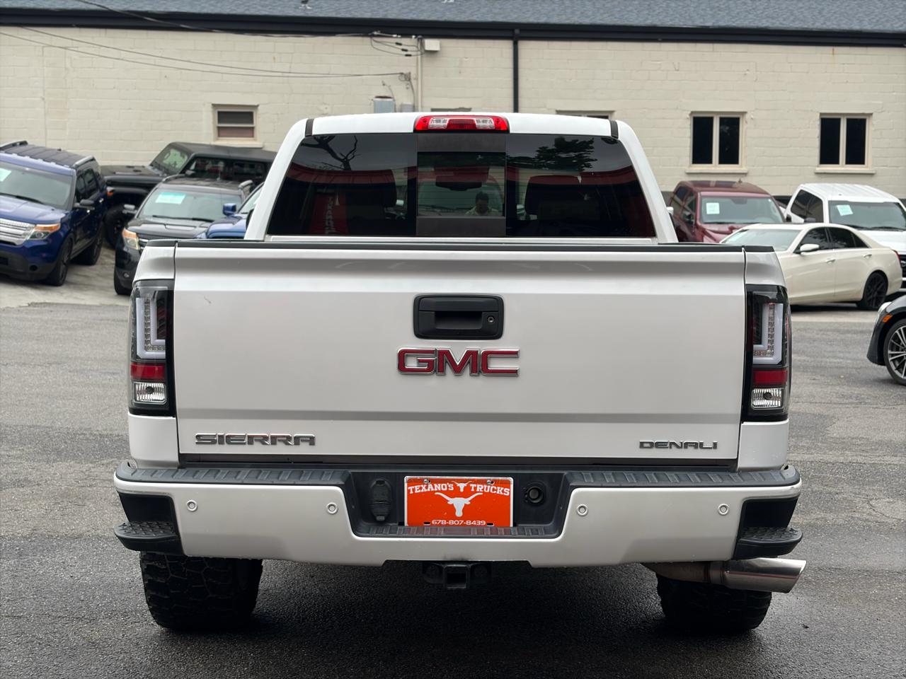 GMC Sierra 1500 4WD Crew Cab 143.5" Denali 2018