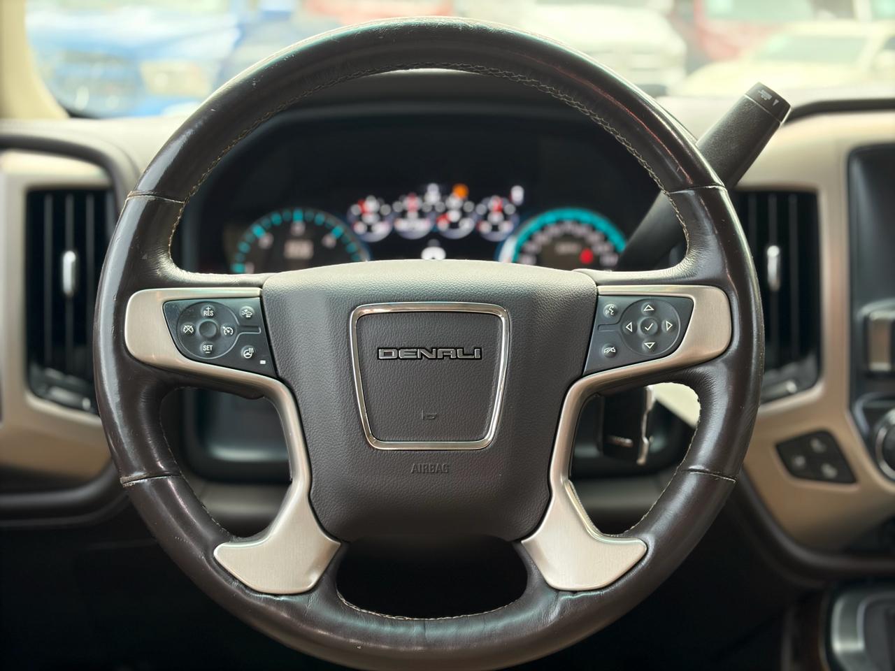 GMC Sierra 1500 4WD Crew Cab 143.5" Denali 2018