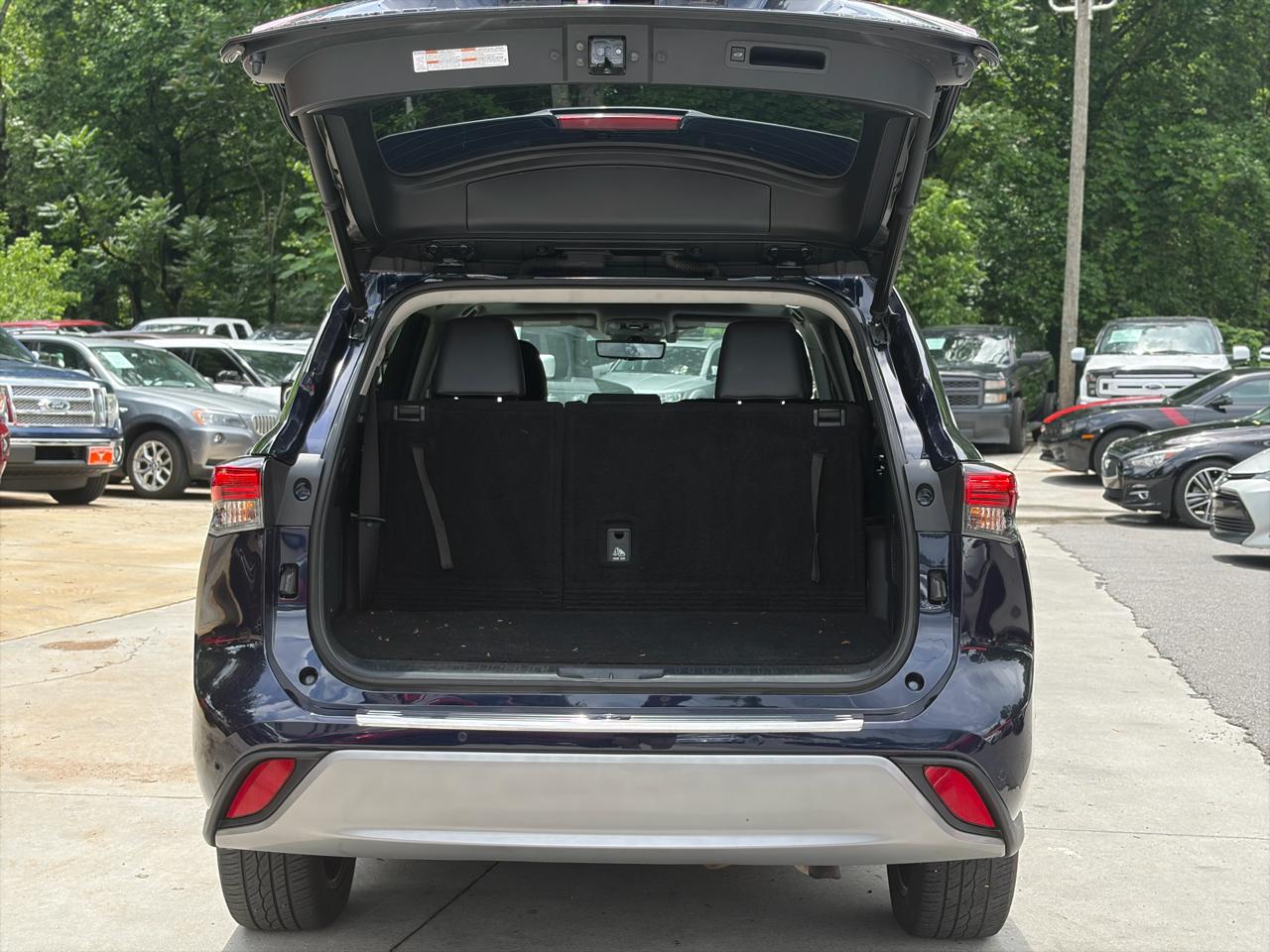 Toyota Highlander Platinum FWD (Natl) 2022