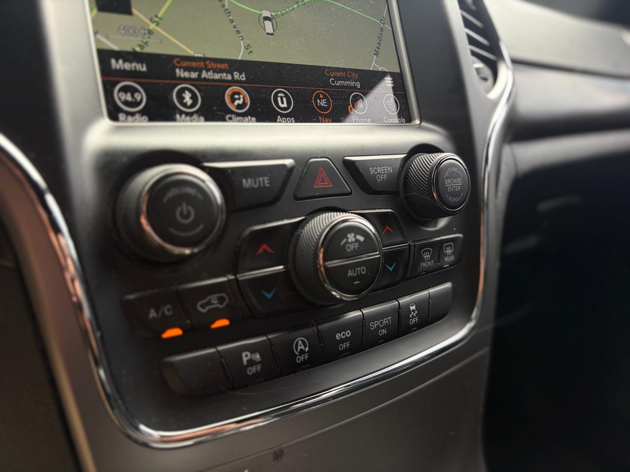 Jeep Grand Cherokee Altitude 4x2 *Ltd Avail* 2018