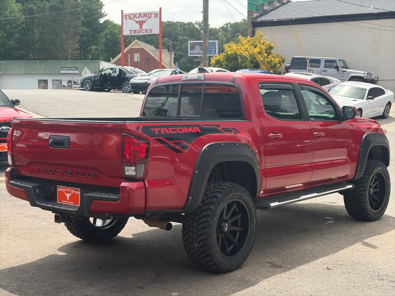 Toyota Tacoma 2WD SR5 Double Cab 5' Bed I4 AT (Natl) 2020
