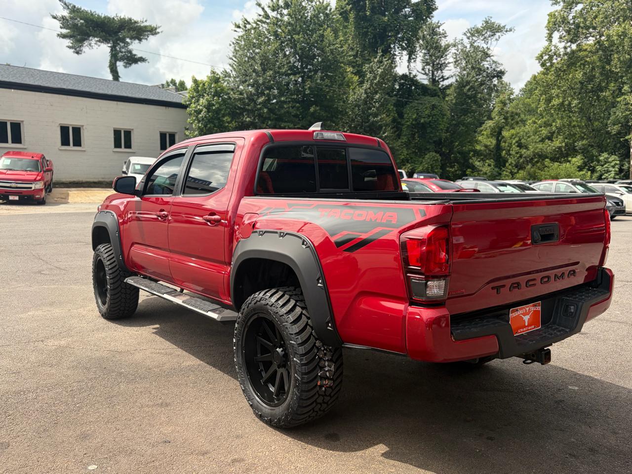 Toyota Tacoma 2WD SR5 Double Cab 5' Bed I4 AT (Natl) 2020