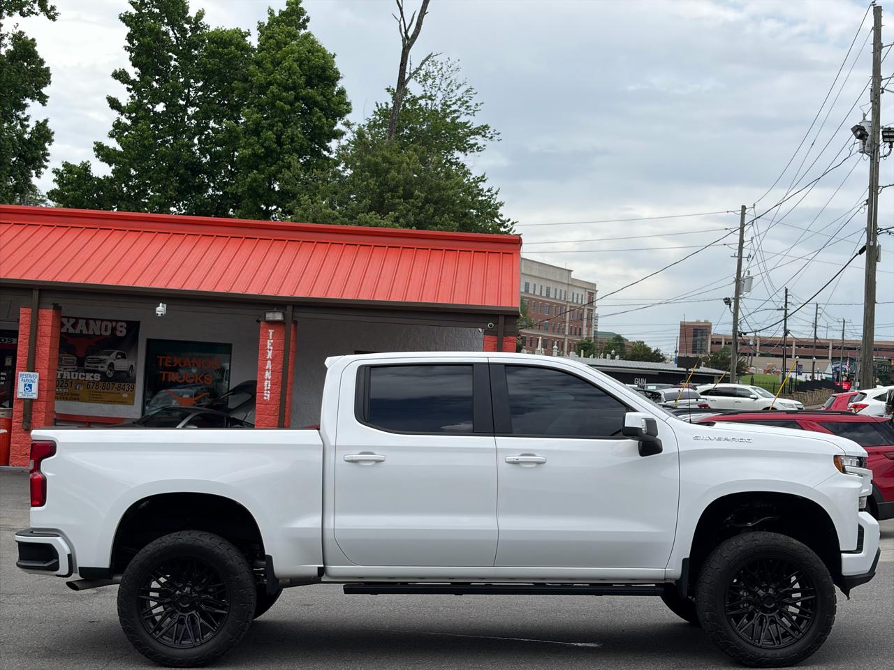 Chevrolet Silverado 1500 2WD Crew Cab 147" RST 2021