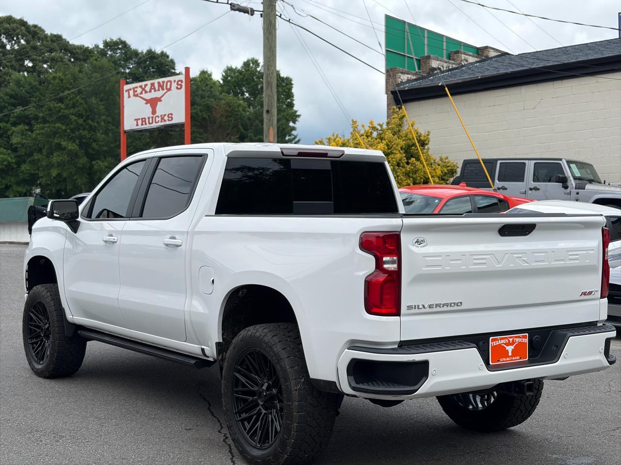 Chevrolet Silverado 1500 2WD Crew Cab 147" RST 2021