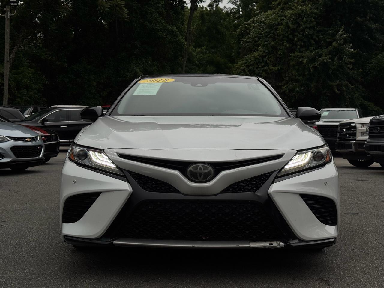 Toyota Camry  2018