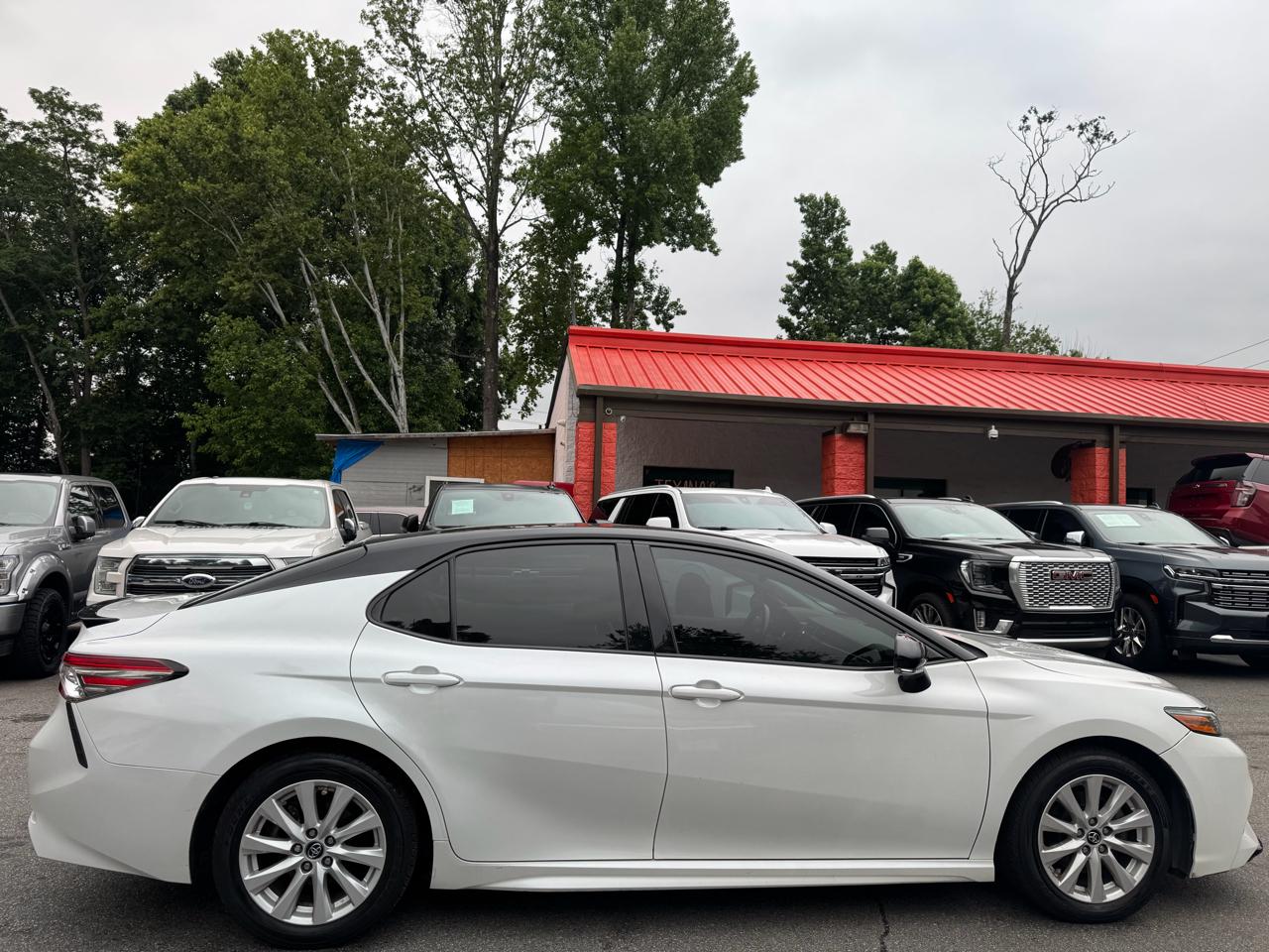 Toyota Camry  2018