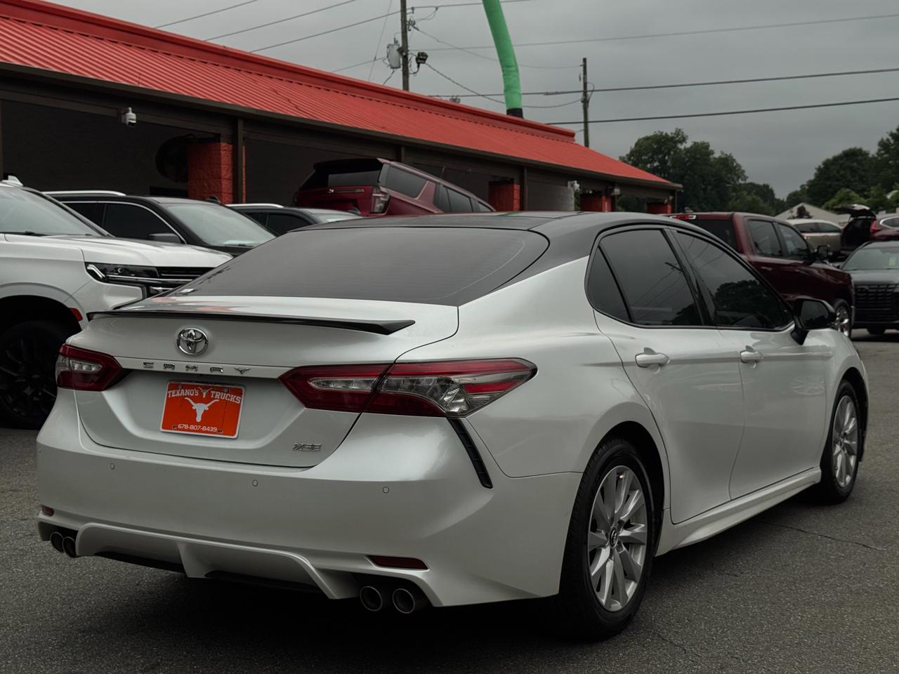 Toyota Camry  2018