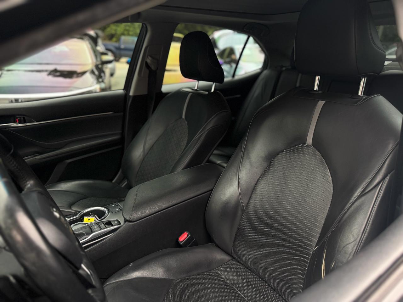 Toyota Camry  2018