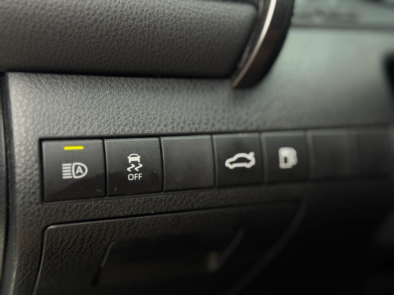 Toyota Camry  2018