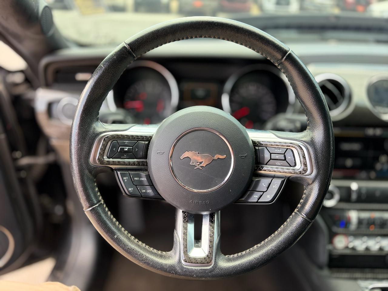 Ford MUSTANG GT  2015