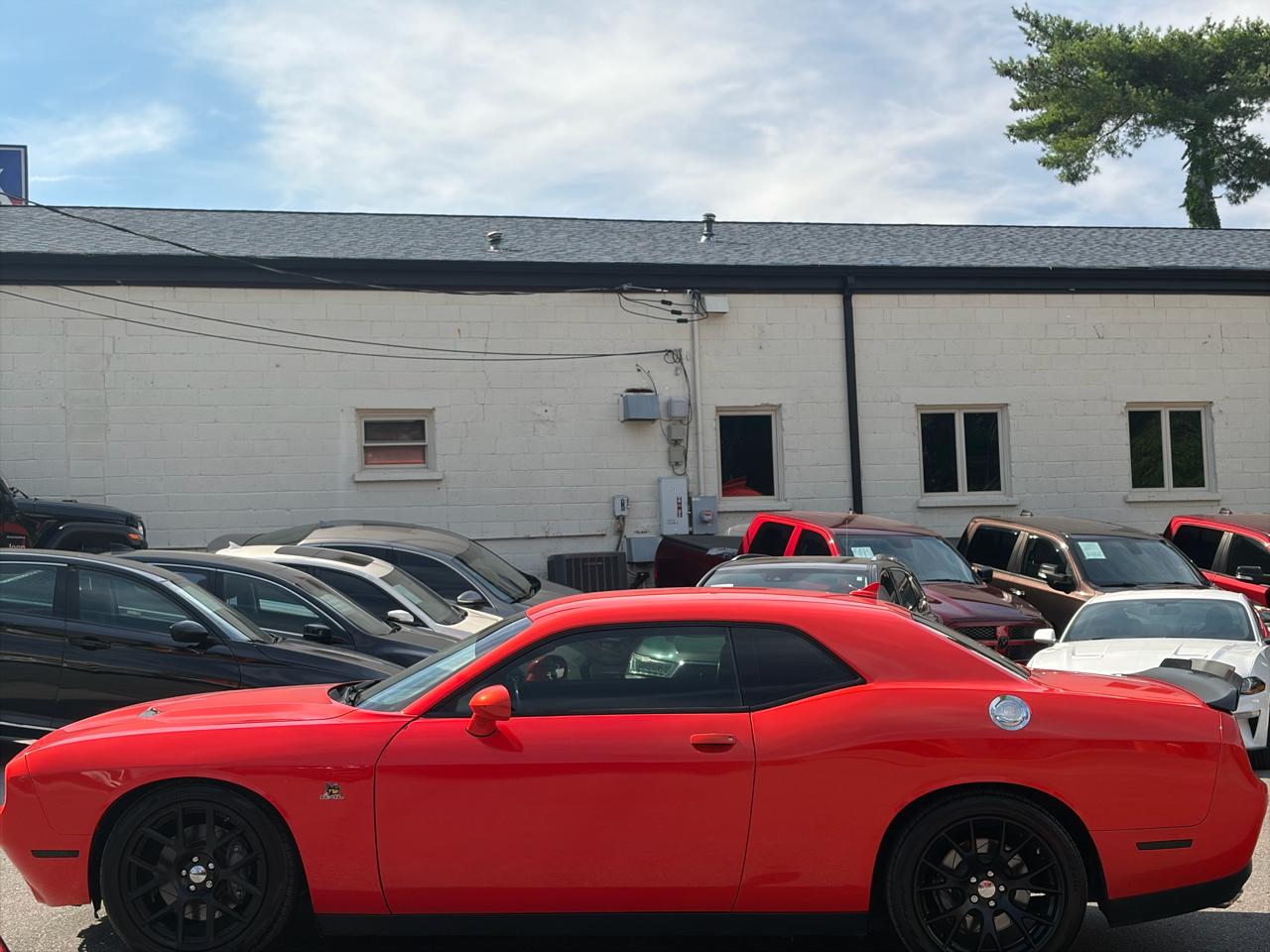 Dodge Challenger 2dr Cpe R/T Scat Pack 2016