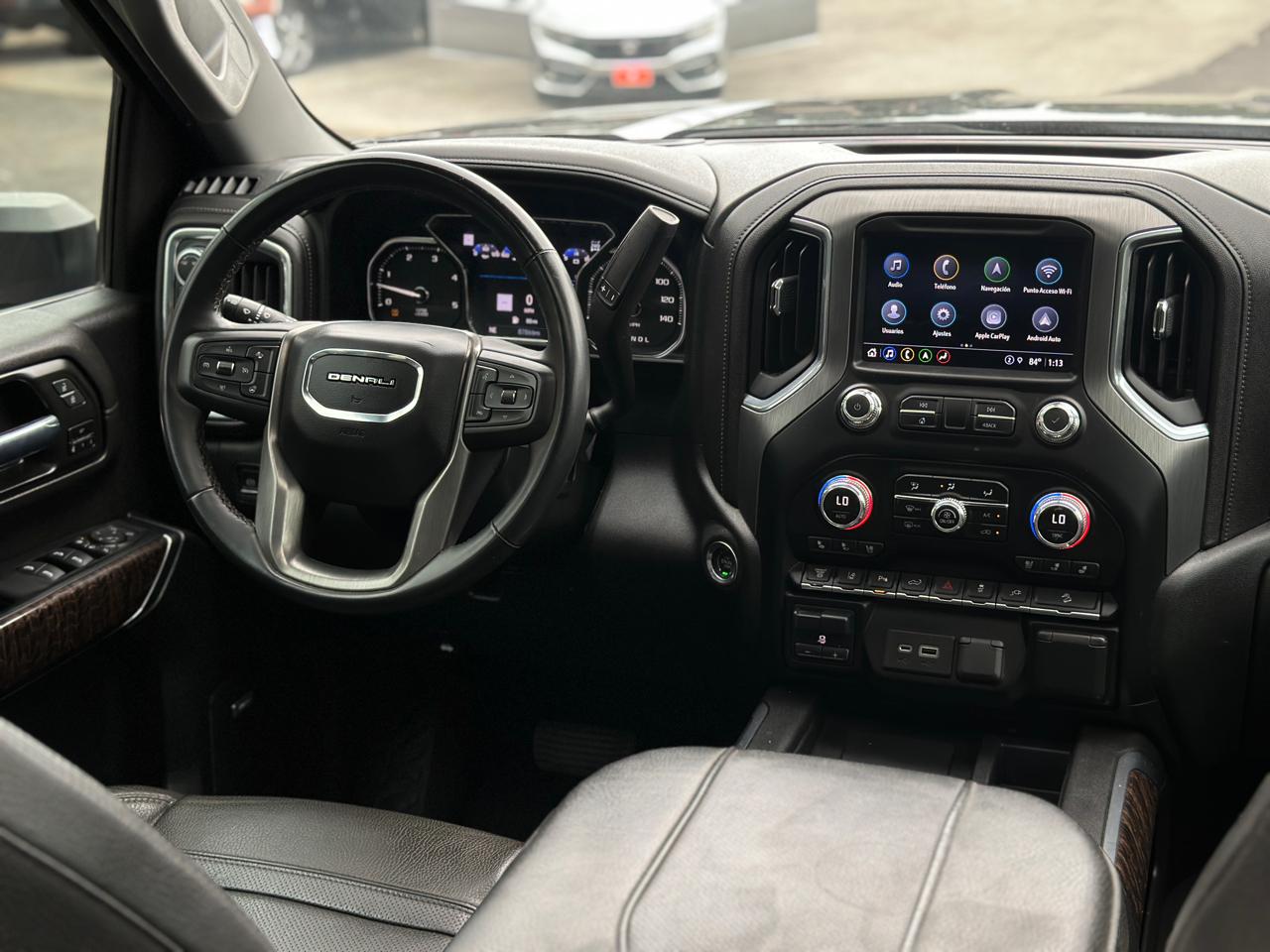 GMC Sierra 2500HD 4WD Crew Cab 159" Denali 2023