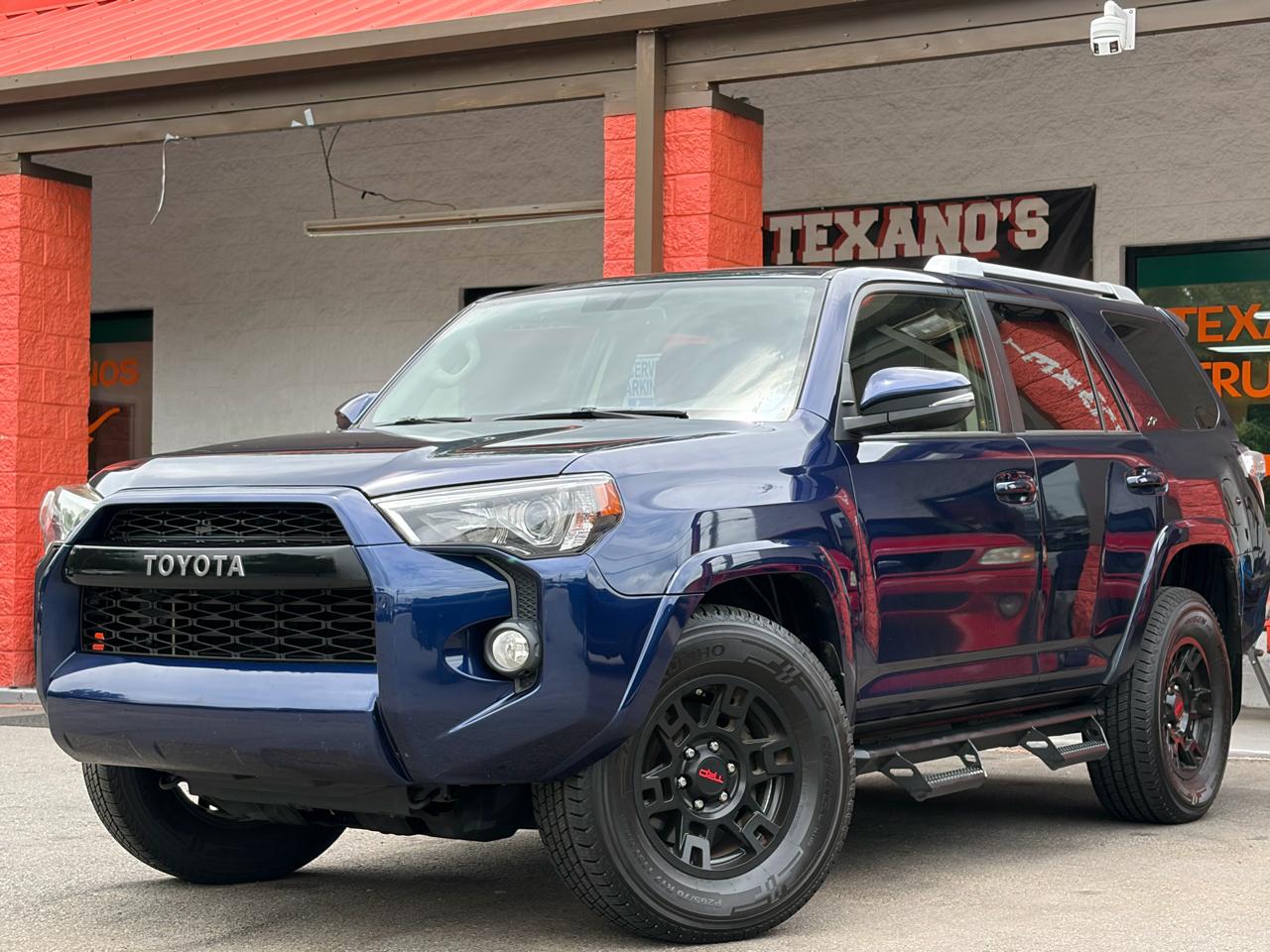 Toyota 4Runner SR5 Premium 2WD (Natl) 2018