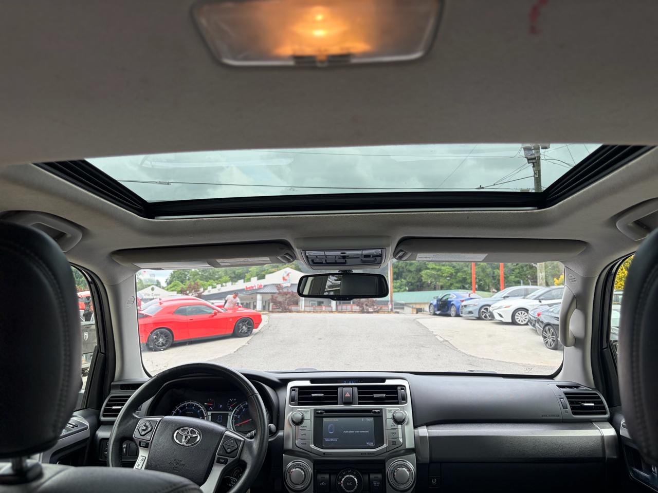 Toyota 4Runner SR5 Premium 2WD (Natl) 2018