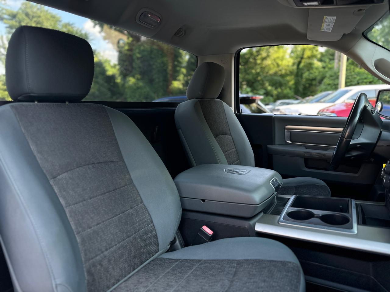 RAM 1500 2WD Reg Cab 120.5" Big Horn 2014