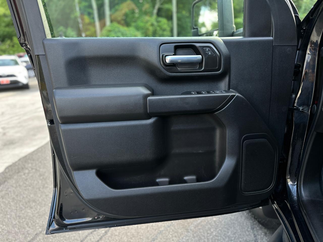 Chevrolet Silverado 2500HD 4WD Crew Cab 159" Custom 2021
