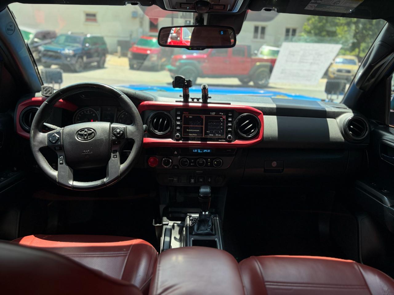 Toyota Tacoma 4WD TRD Off Road Double Cab 5' Bed V6 MT (Natl) 2021
