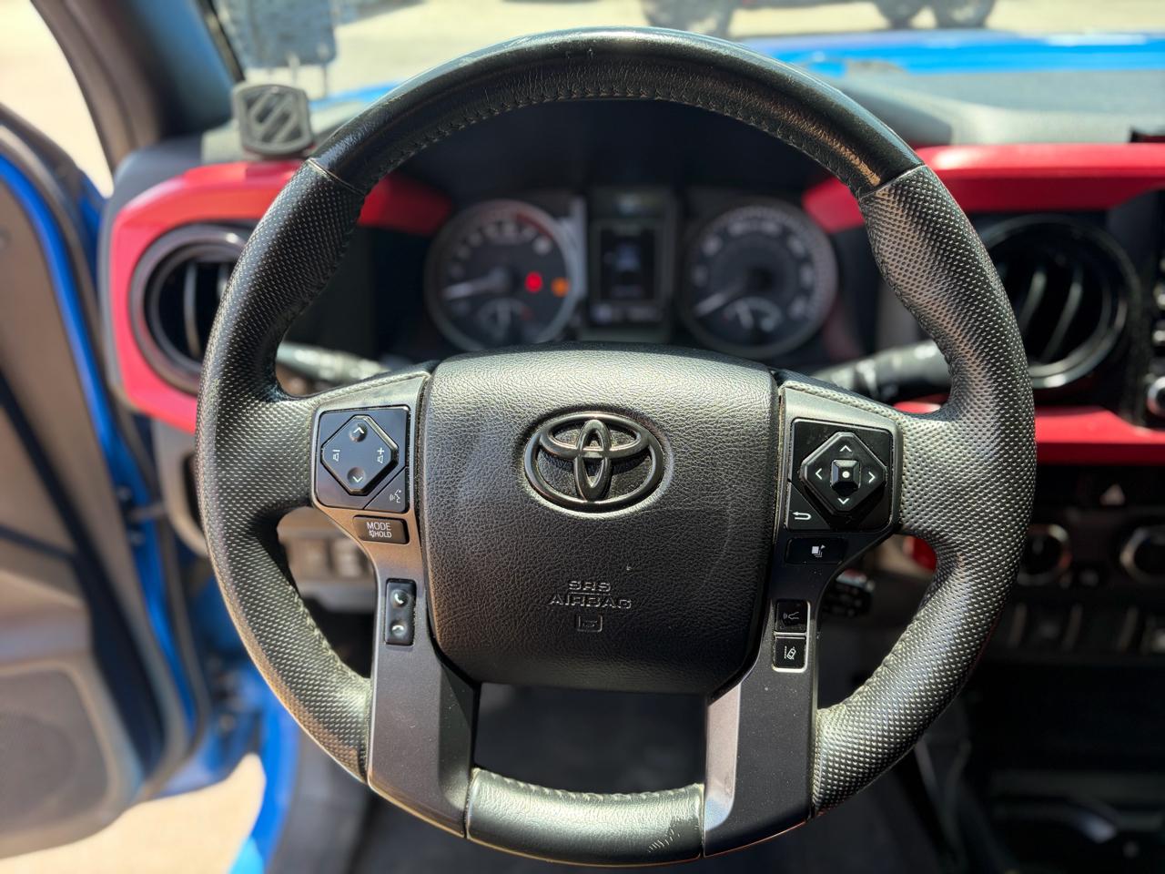 Toyota Tacoma 4WD TRD Off Road Double Cab 5' Bed V6 MT (Natl) 2021