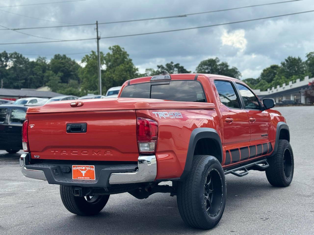 Toyota Tacoma TRD Off Road Double Cab 5' Bed V6 4x4 MT (Natl) 2017