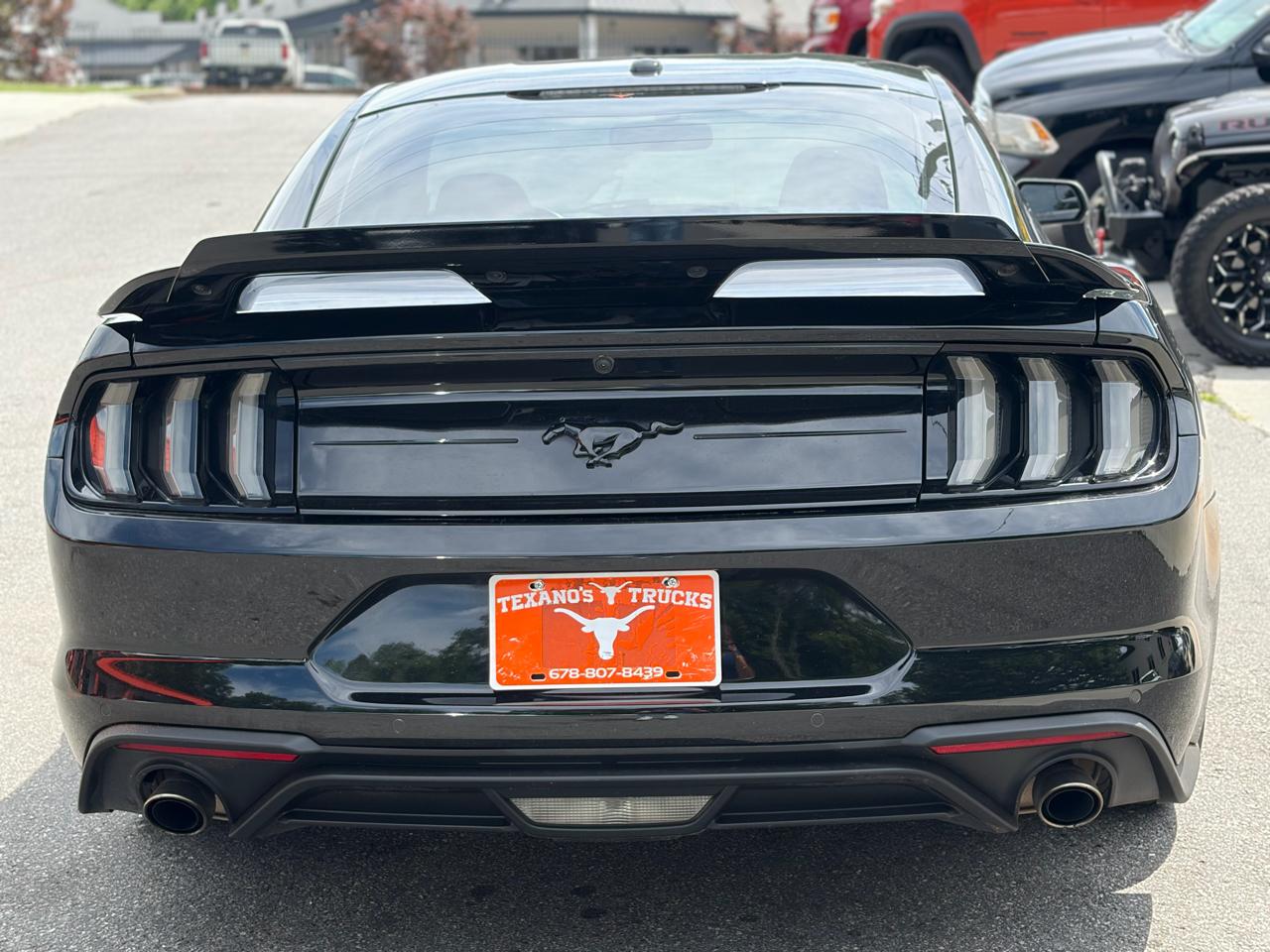 Ford Mustang EcoBoost Fastback 2018