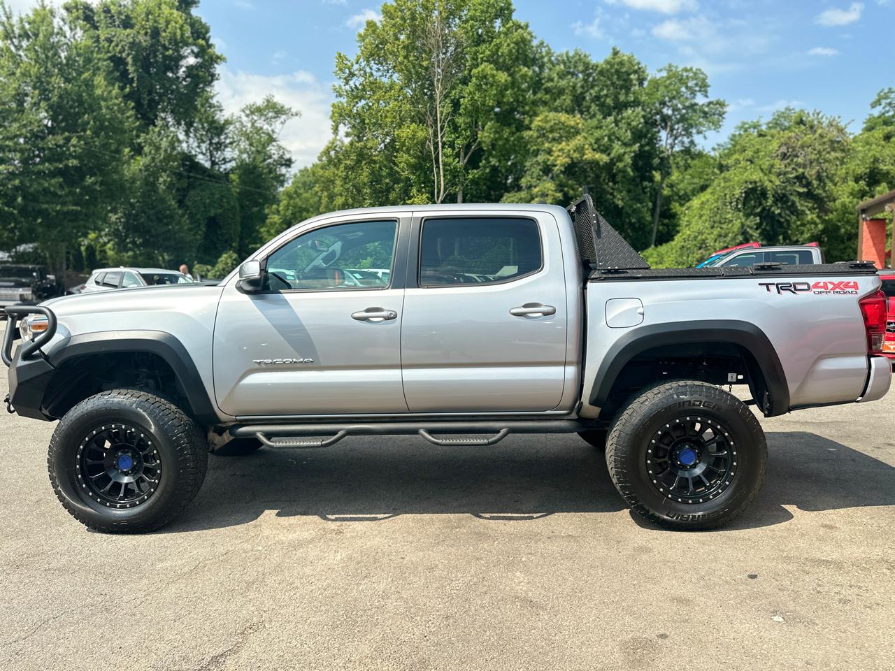 Toyota Tacoma 4WD Double Cab V6 MT TRD Off Road (Natl) 2016