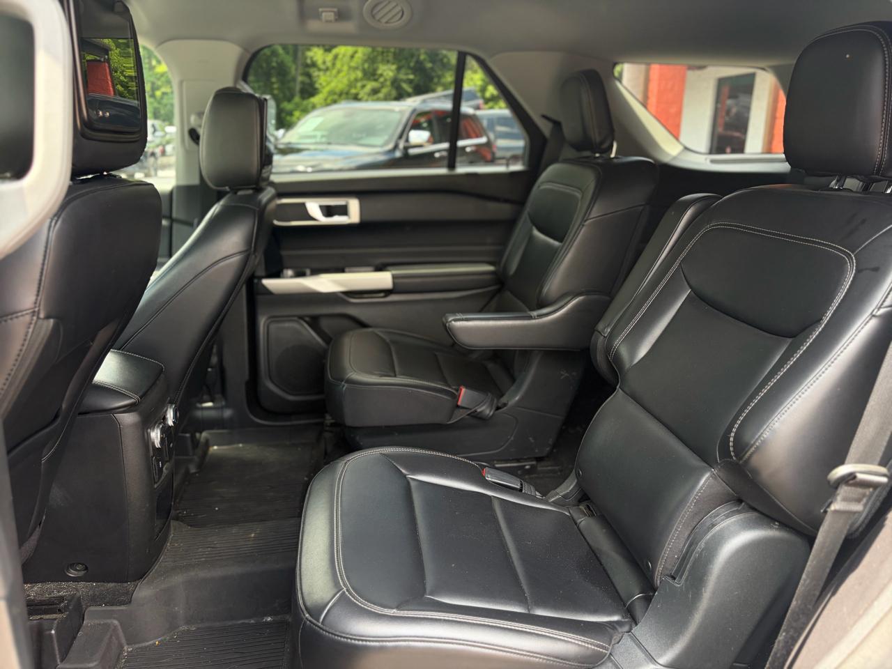 Ford Explorer XLT 4WD 2021