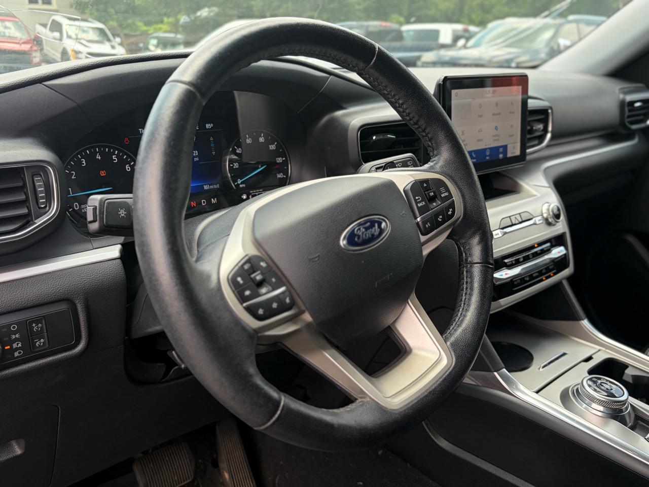 Ford Explorer XLT 4WD 2021