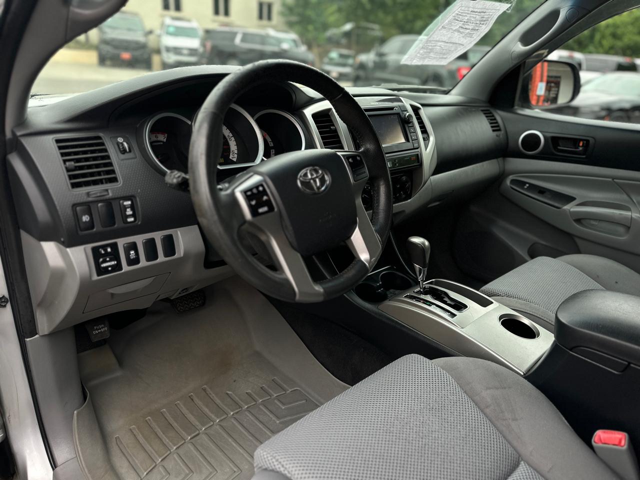 Toyota Tacoma 2WD Double Cab LB V6 AT PreRunner (Natl) 2013