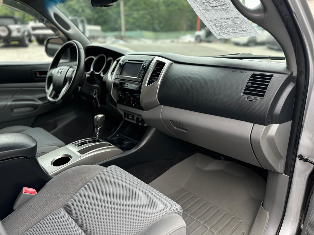 Toyota Tacoma 2WD Double Cab LB V6 AT PreRunner (Natl) 2013