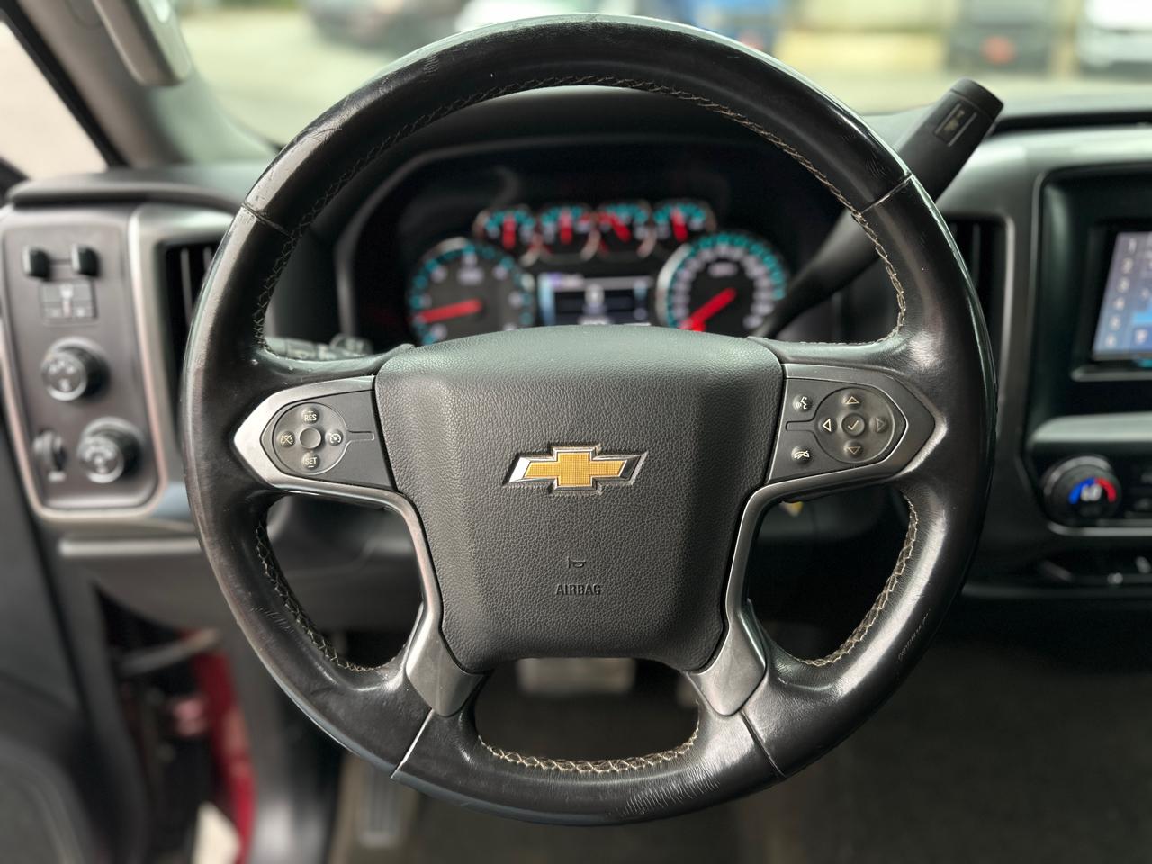 Chevrolet Silverado 2500HD Built After Aug 14 4WD Crew Cab 167.7" LT 2015