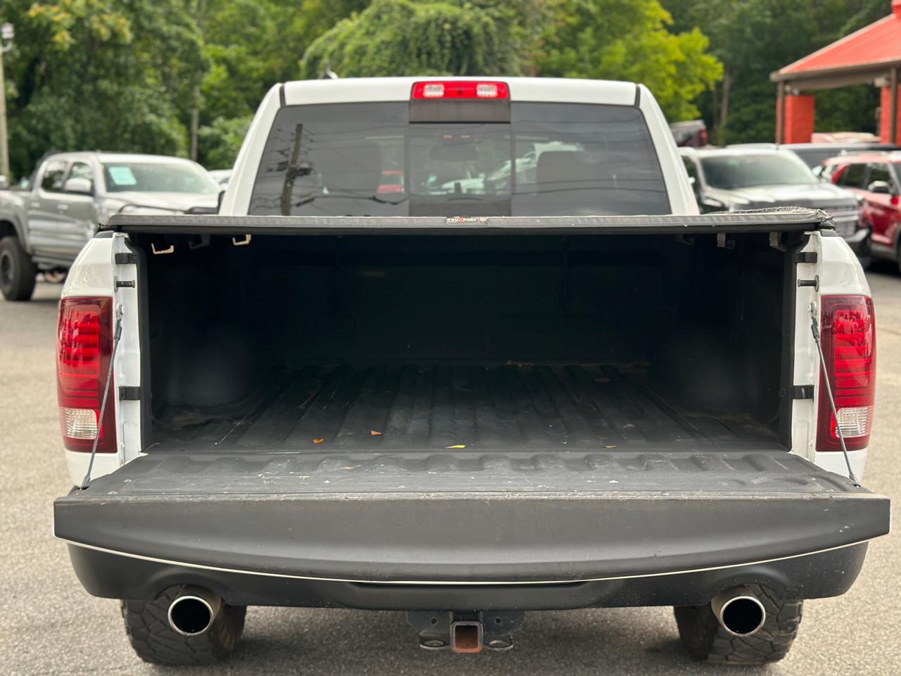 RAM 1500 Rebel 4x4 Crew Cab 5'7" Box 2017