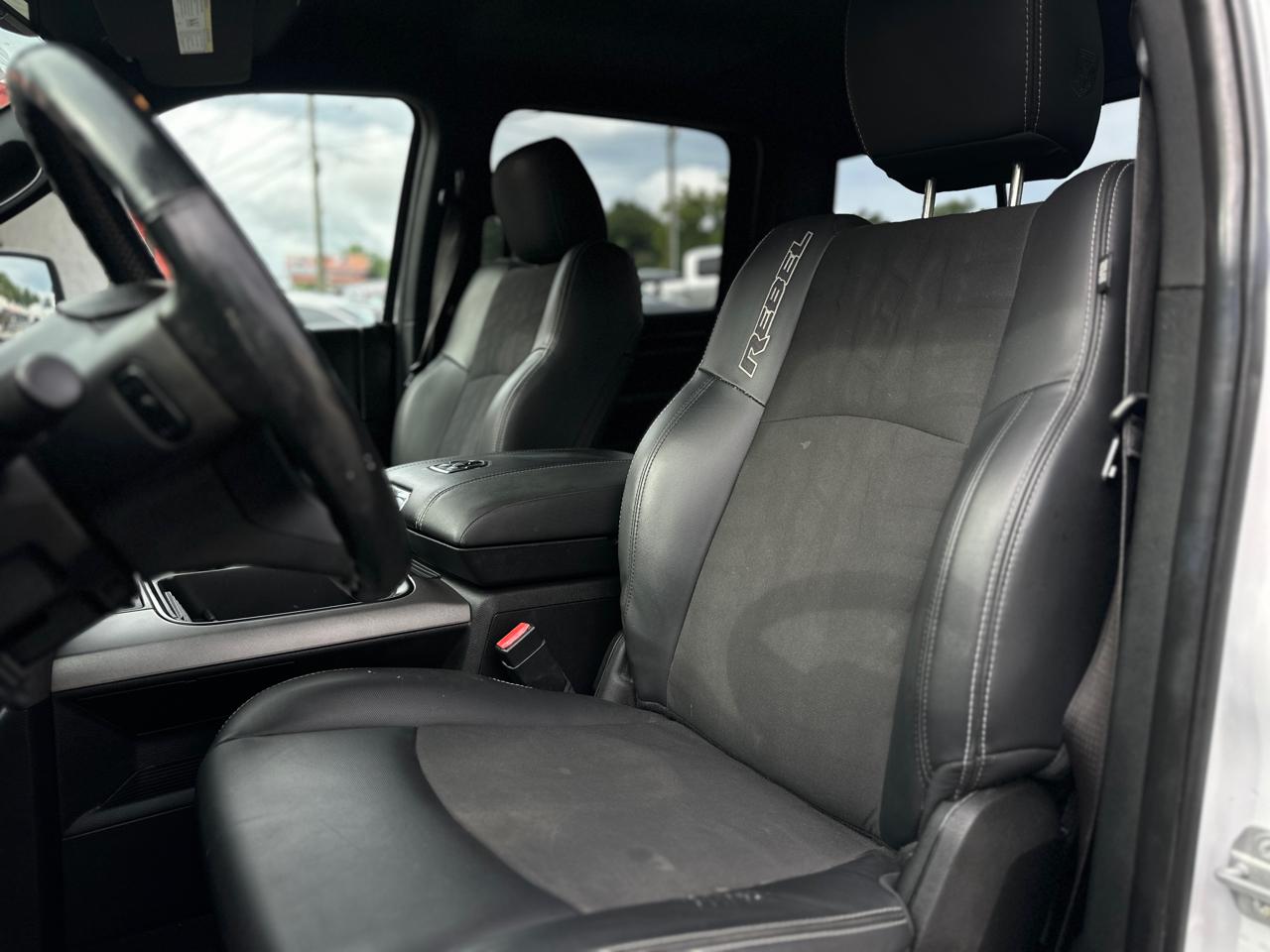 RAM 1500 Rebel 4x4 Crew Cab 5'7" Box 2017