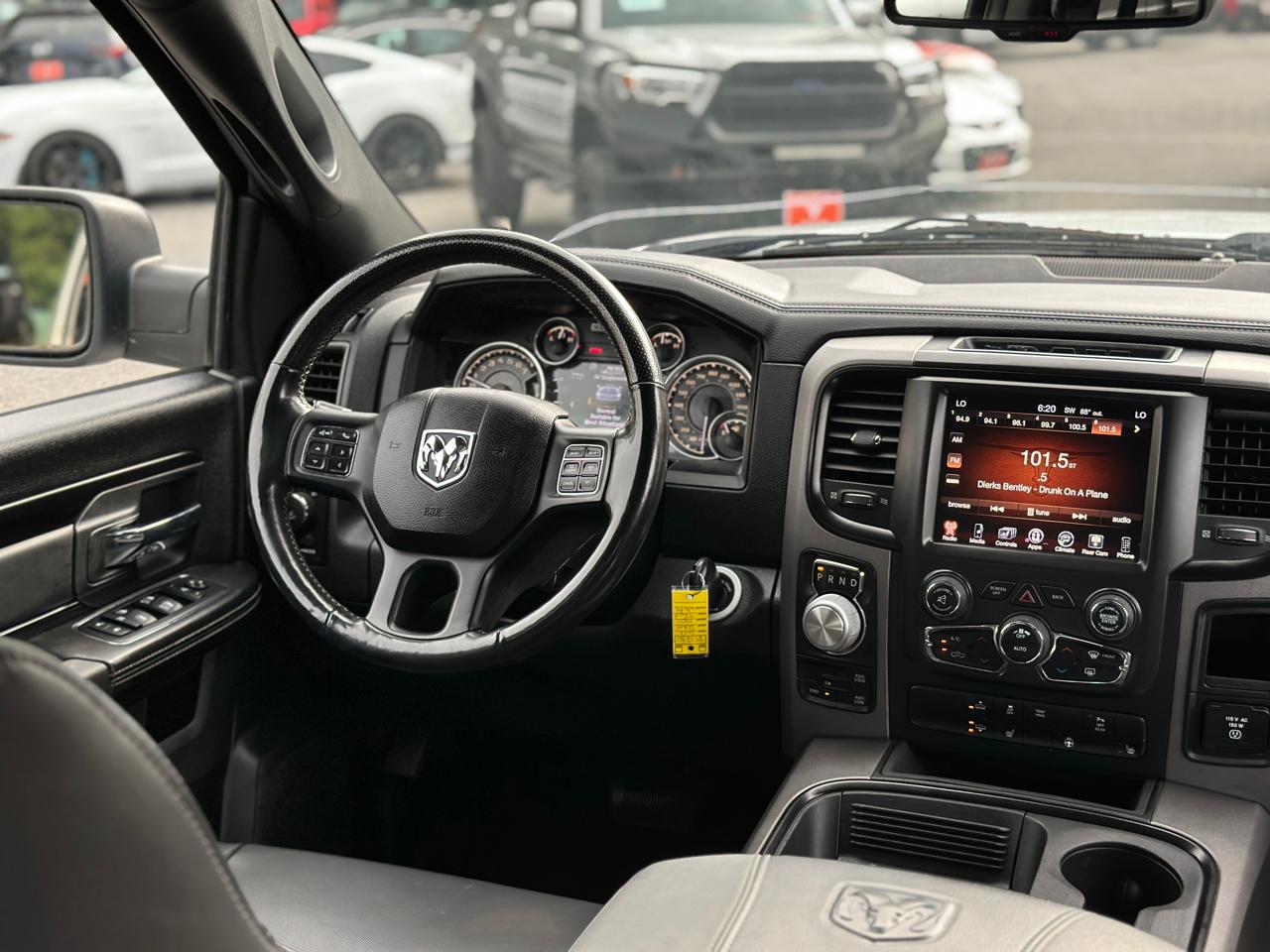 RAM 1500 Rebel 4x4 Crew Cab 5'7" Box 2017