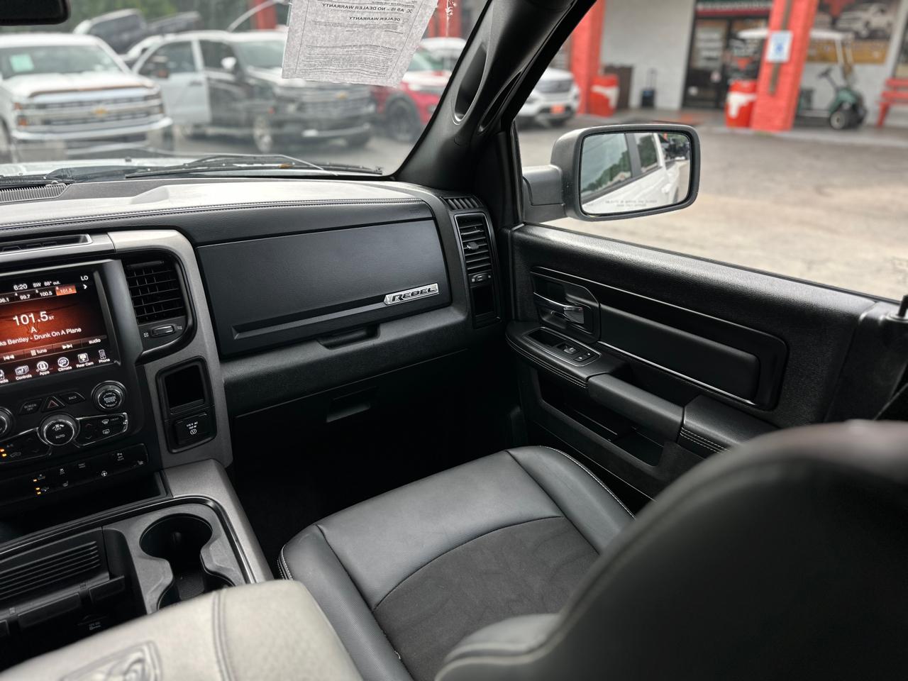 RAM 1500 Rebel 4x4 Crew Cab 5'7" Box 2017