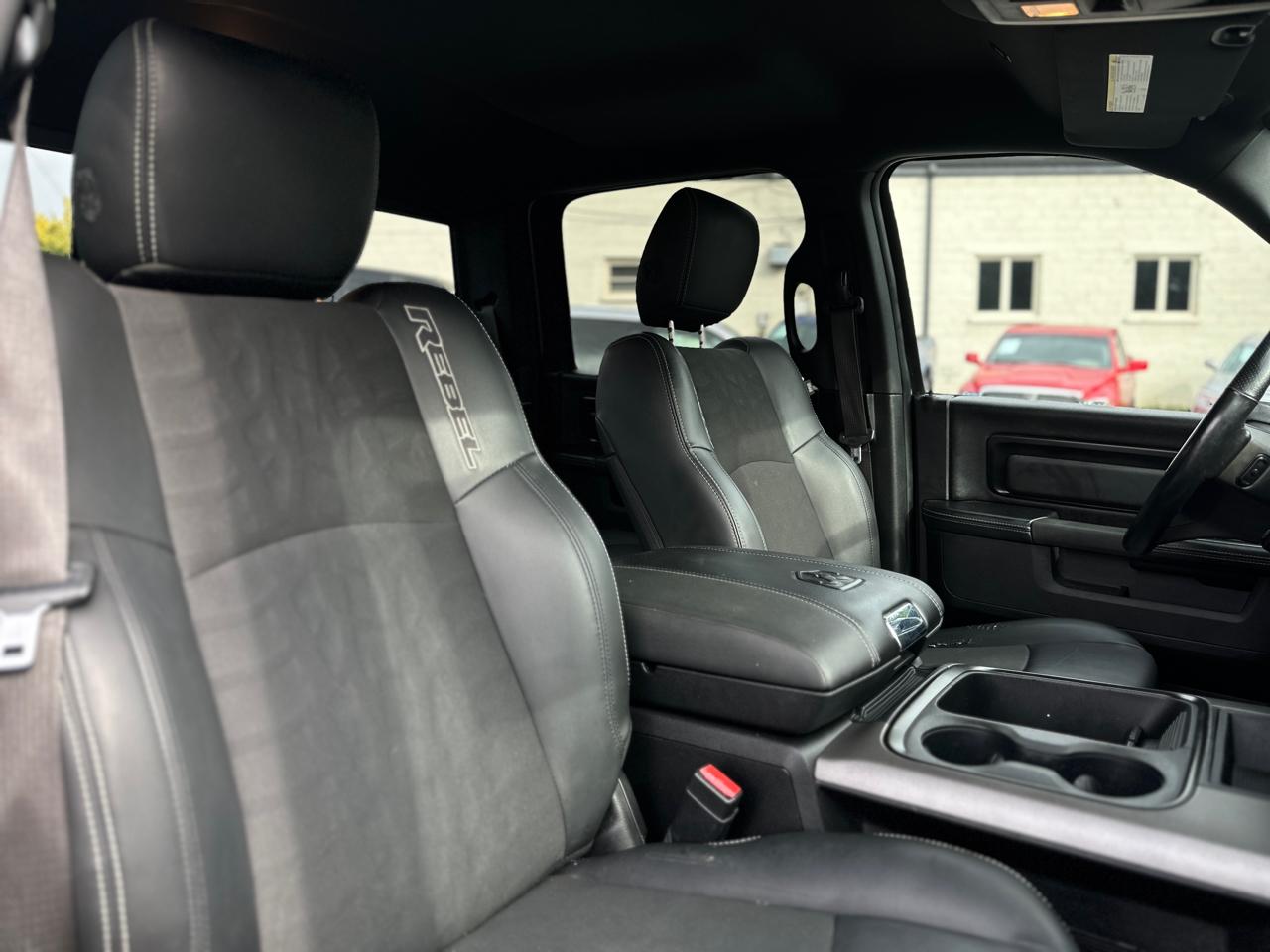 RAM 1500 Rebel 4x4 Crew Cab 5'7" Box 2017