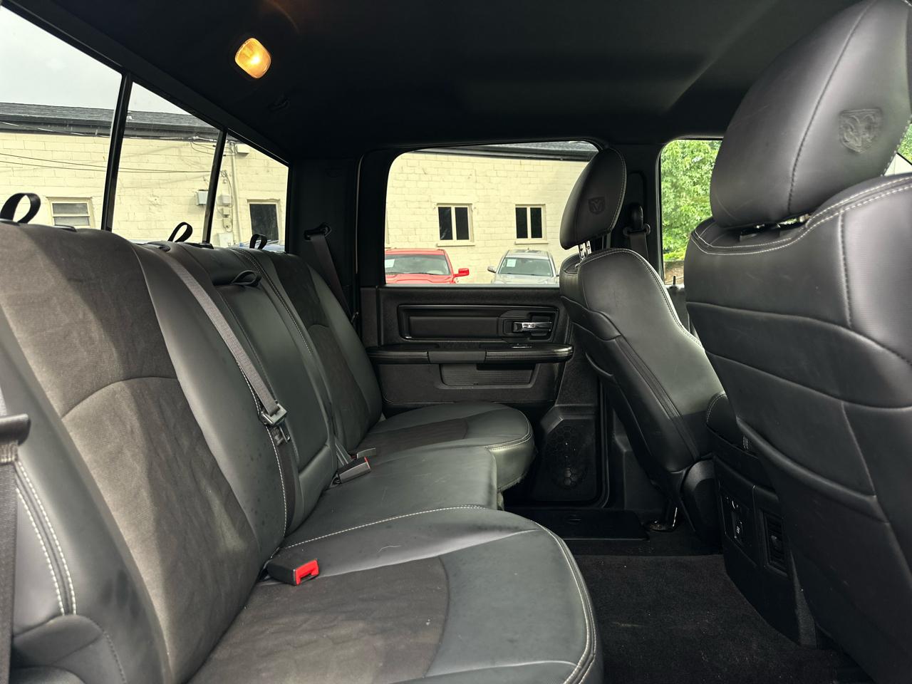 RAM 1500 Rebel 4x4 Crew Cab 5'7" Box 2017