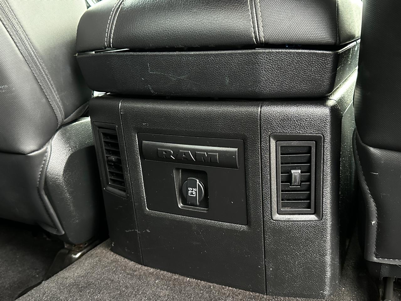 RAM 1500 Rebel 4x4 Crew Cab 5'7" Box 2017