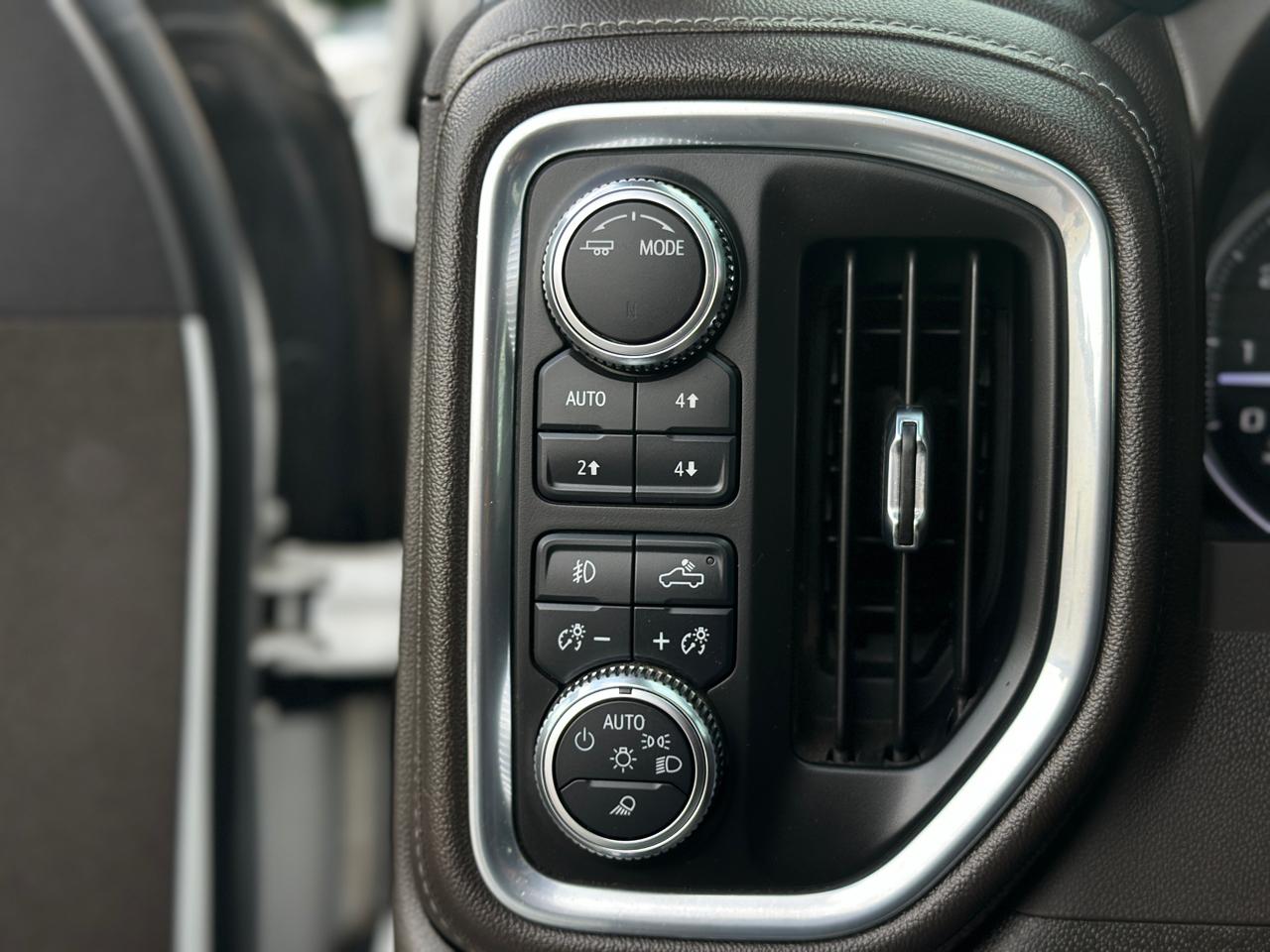 GMC Sierra 1500 Limited 4WD Crew Cab 147" SLT 2022