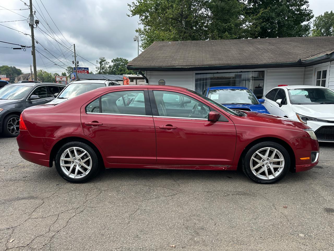 Ford Fusion 4dr Sdn SEL FWD 2010