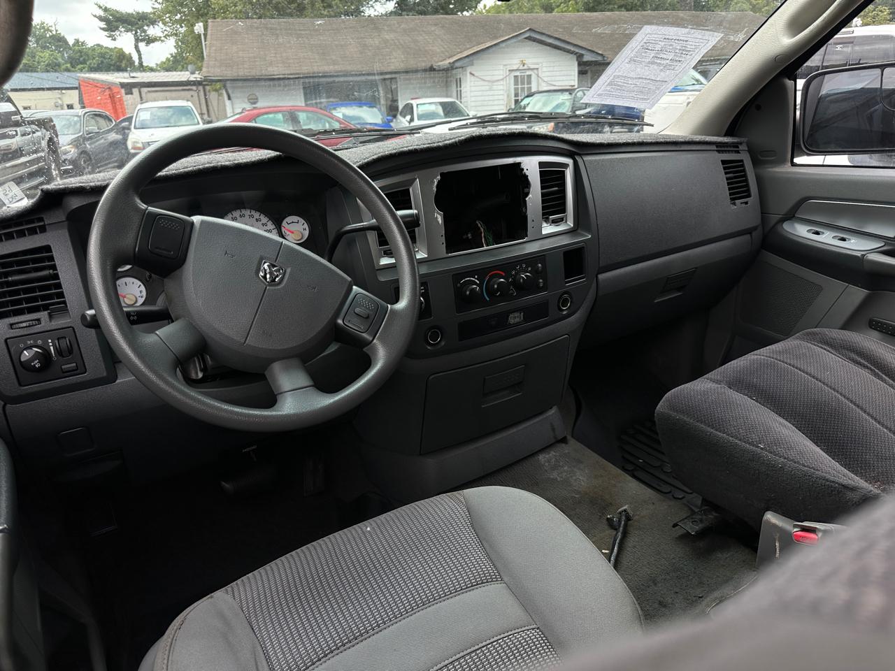 Dodge Ram 1500 4WD Quad Cab 140.5" SLT 2008