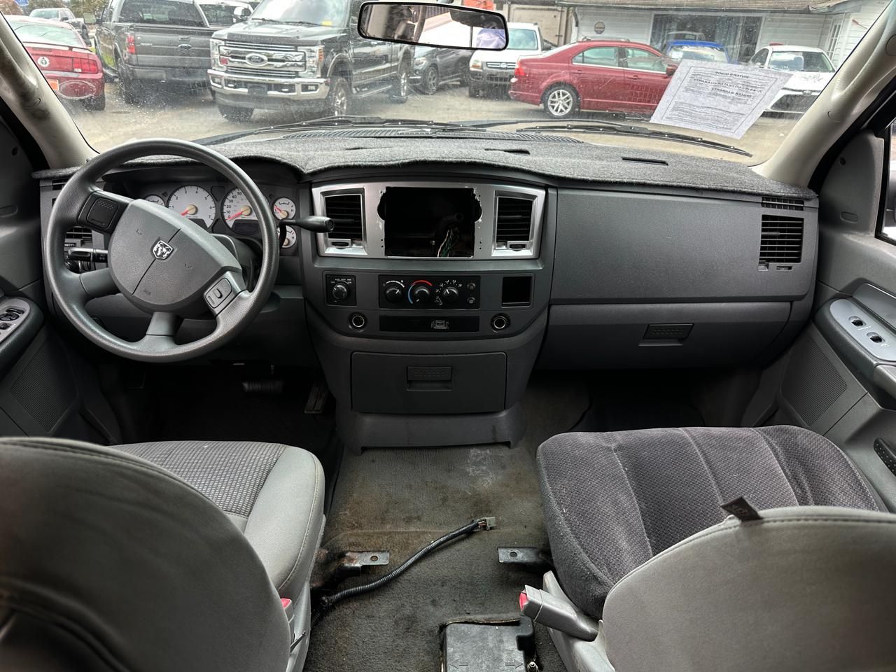 Dodge Ram 1500 4WD Quad Cab 140.5" SLT 2008