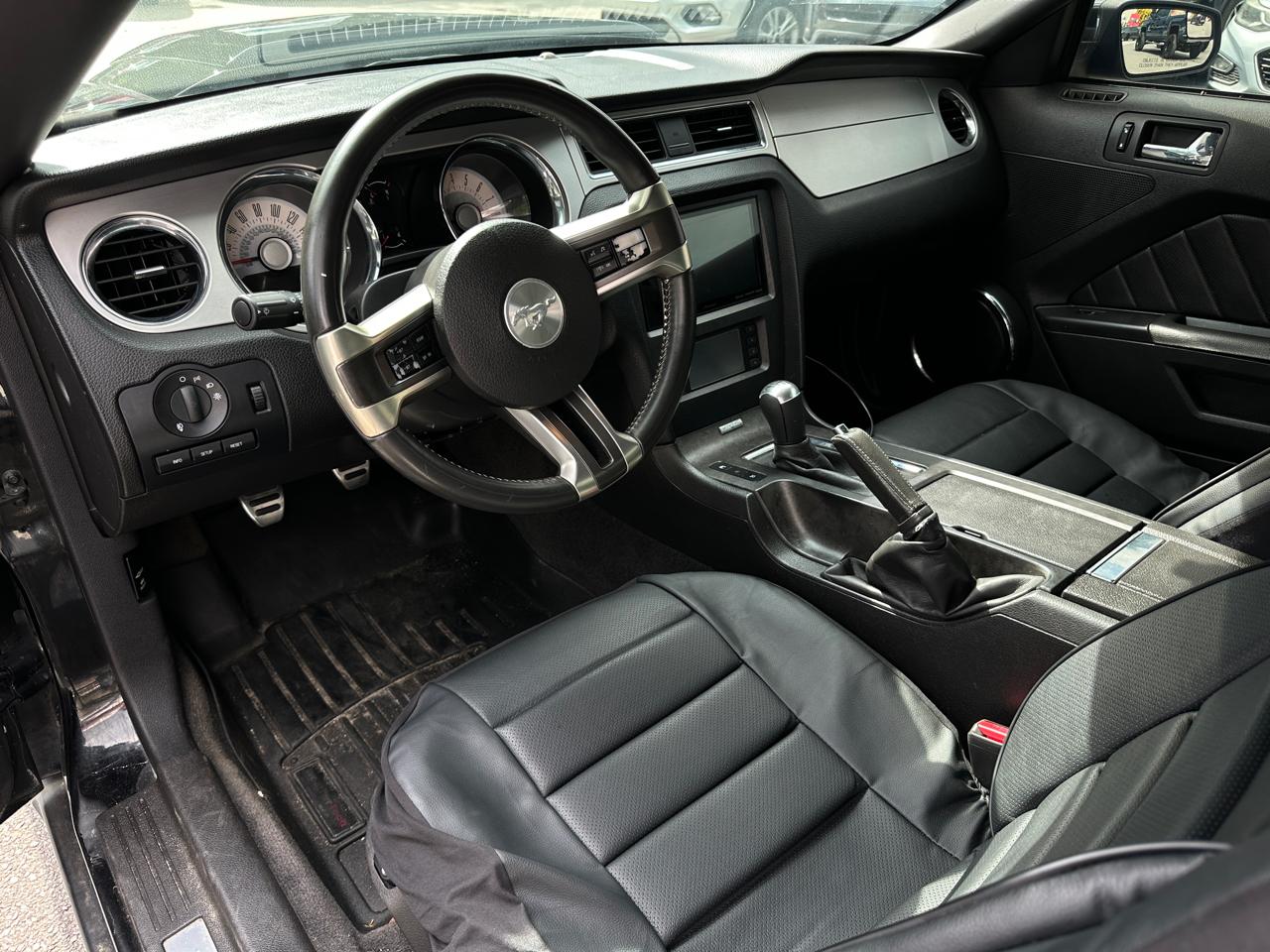 Ford Mustang 2dr Cpe GT 2011